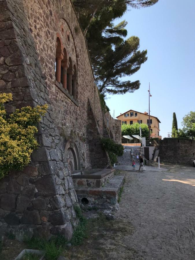 Hotel La Calanque Мандельє-ла-Напуль Екстер'єр фото