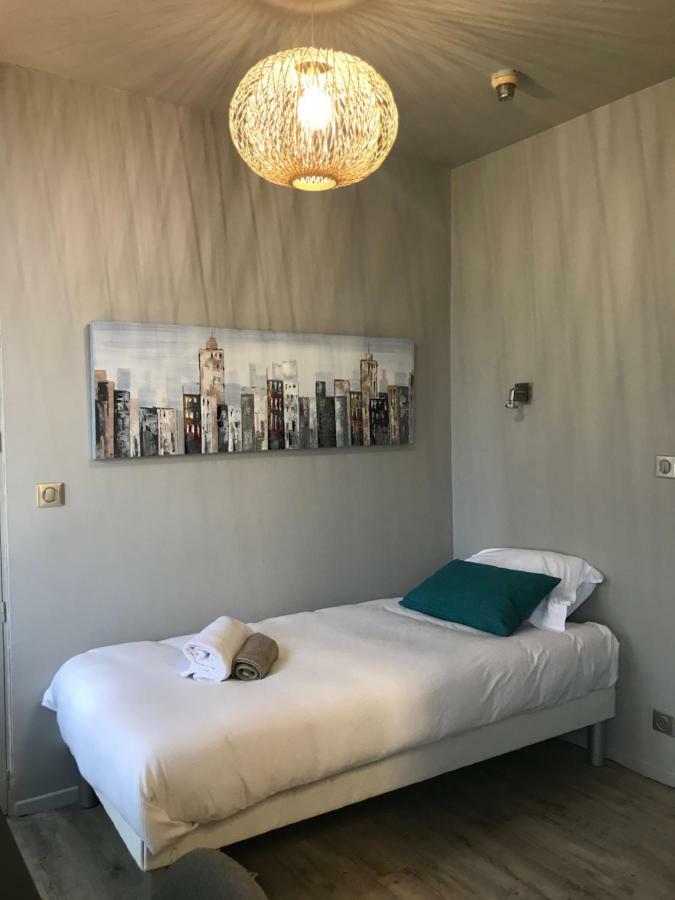 Hotel La Calanque Мандельє-ла-Напуль Екстер'єр фото